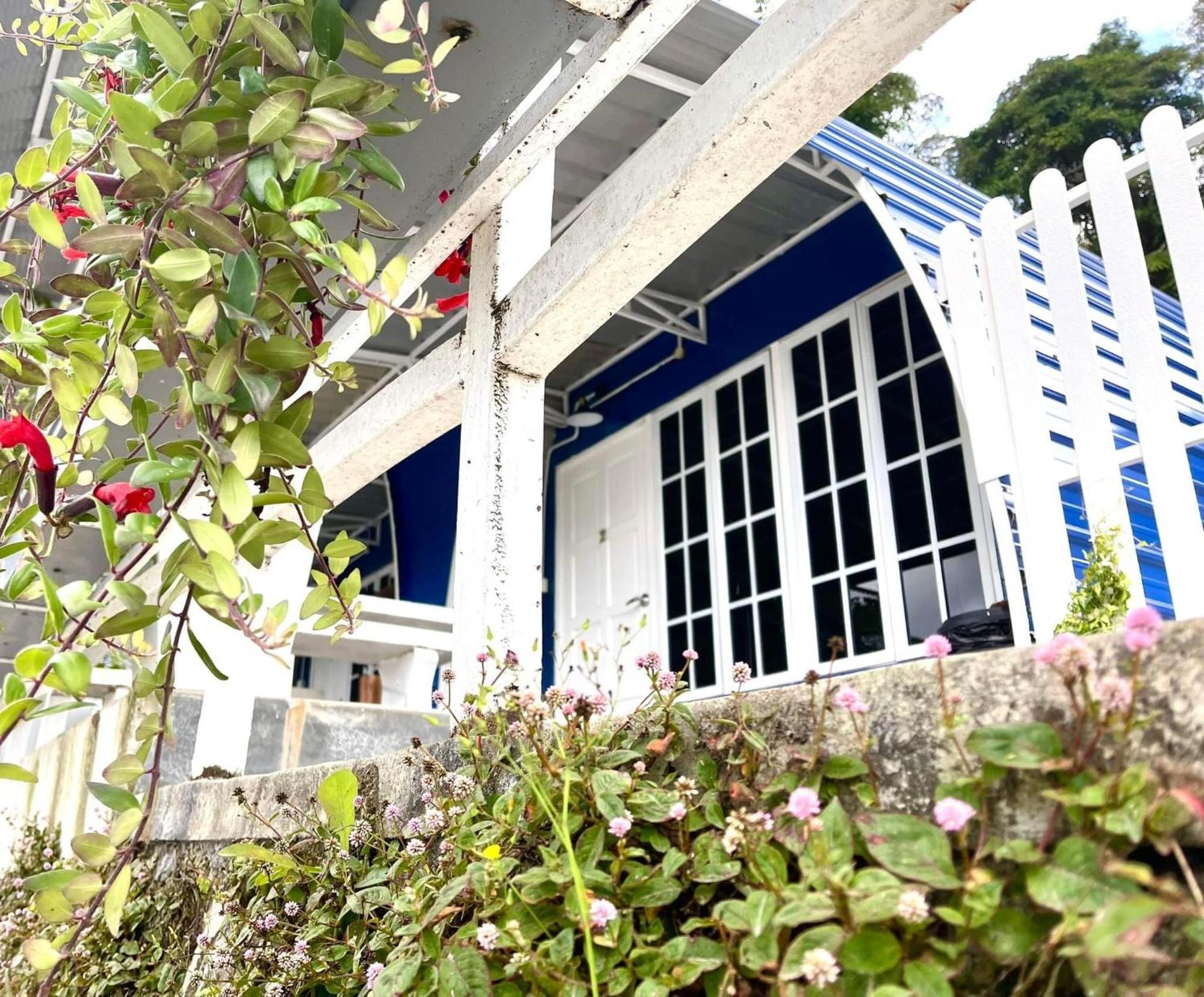 Blue Cabins By Pfordten Cottage Cameron Highlands Eksteriør bilde